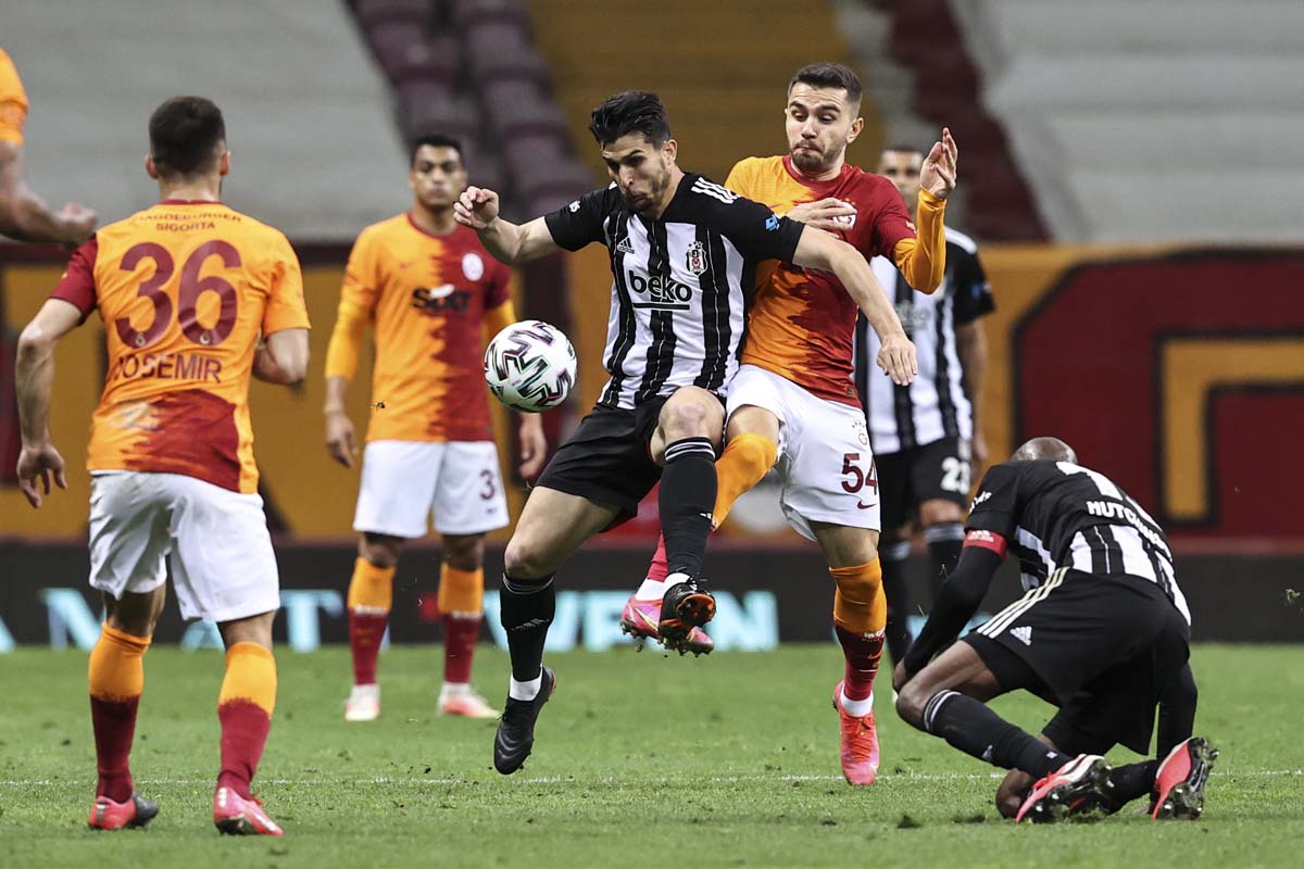 Galatasaray evinde Beşiktaş'ı parçaladı!