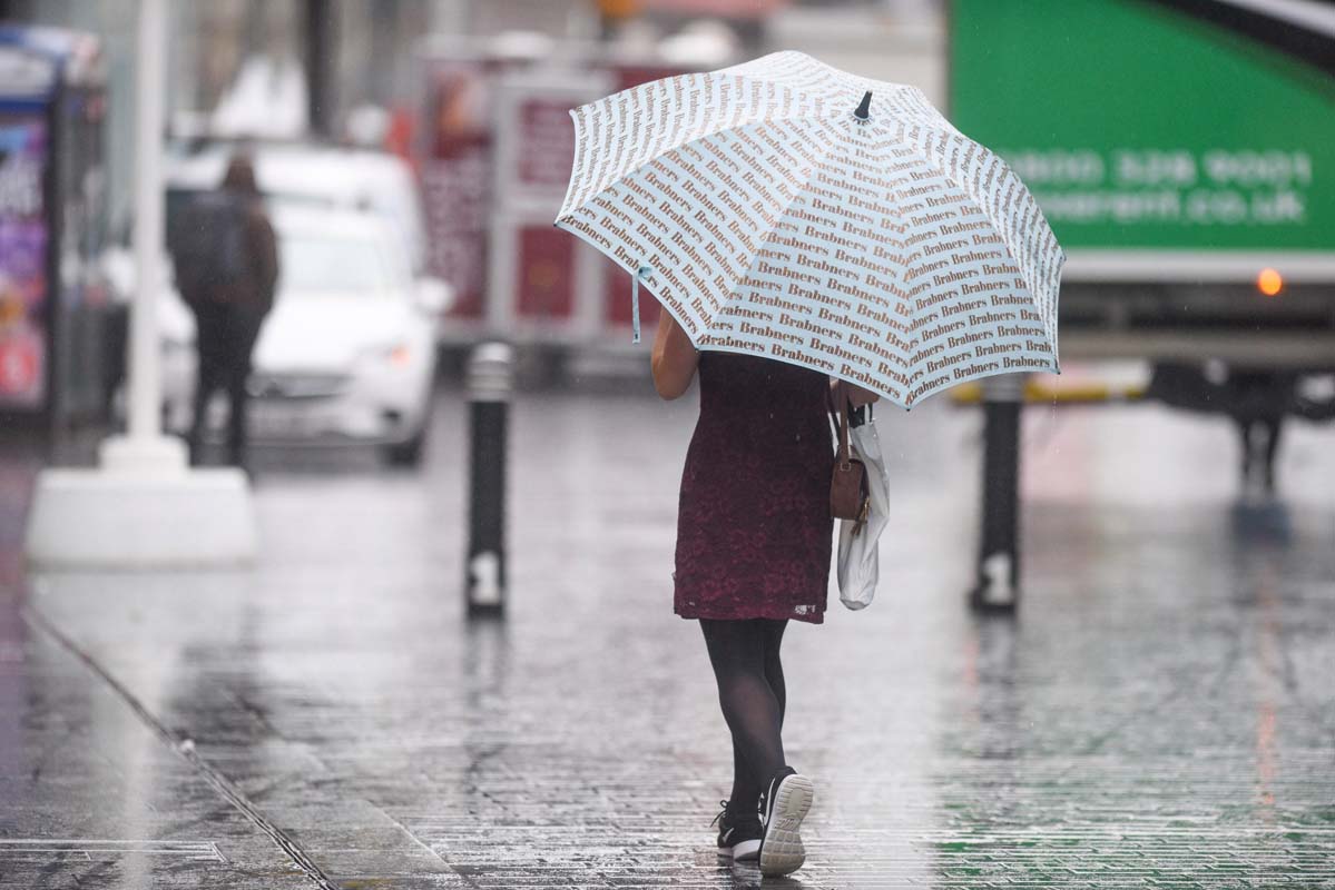 Meteoroloji yarın için uyarıyı verdi! O bölgelerde sağanak yağış ve fırtına etkisini gösterecek