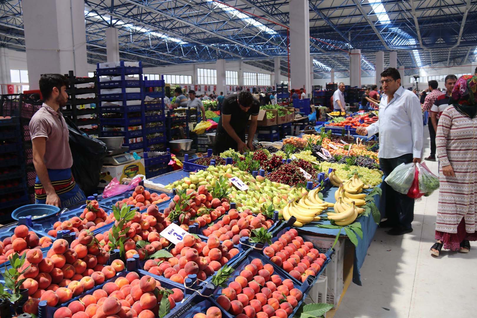 Tam kapanma pazar yerleri açık mı? 8 Mayıs 2021 Cumartesi pazar kurulacak mı? İstanbul semt pazarı yerleri 