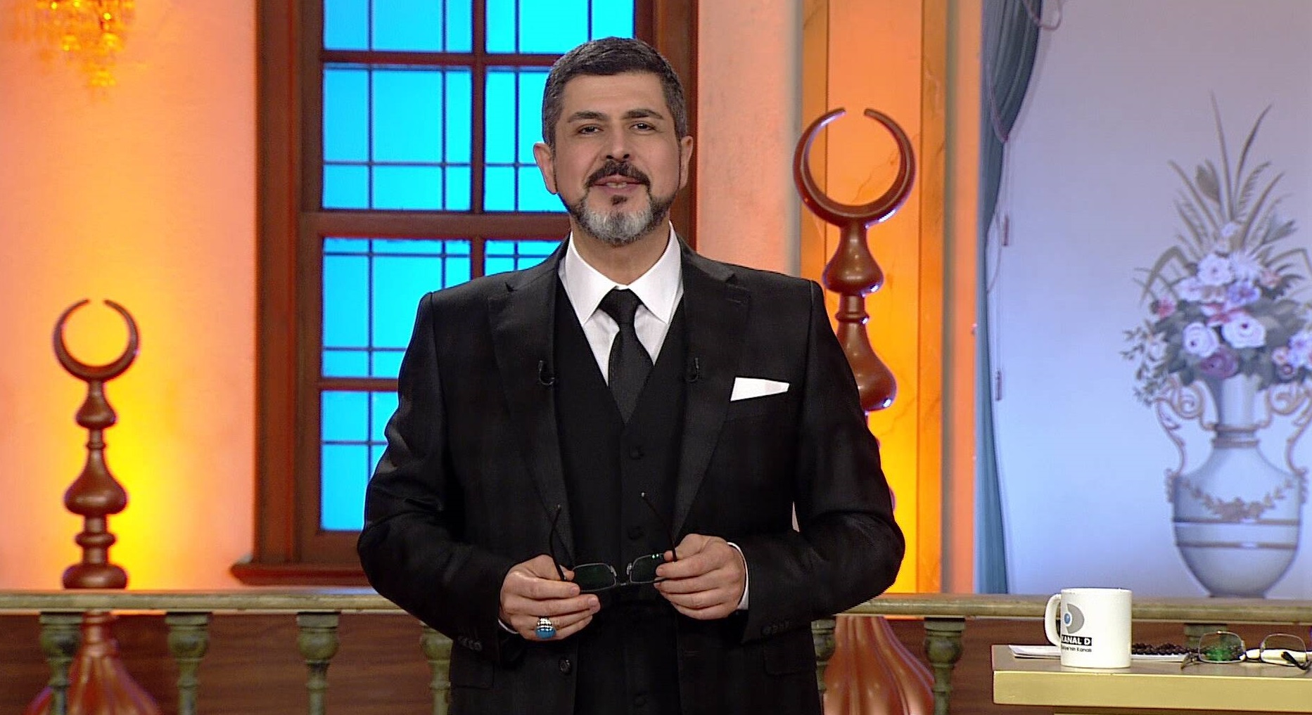 8 Mayıs 2021 Cumartesi Kanal D Yayın Akışı M Fatih Çıtlak la Kadir Gecesi Özel Kanal D de