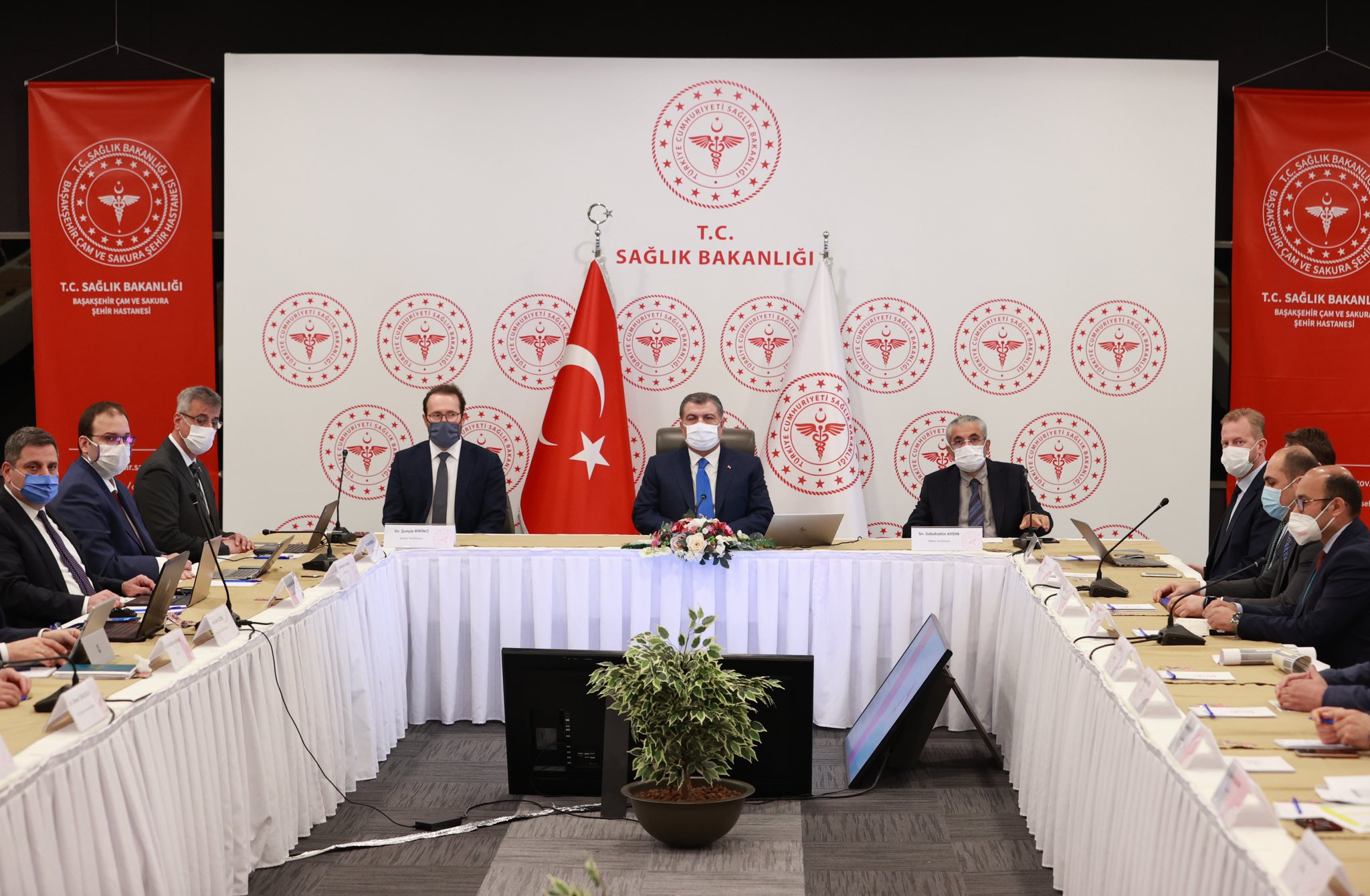 Bakan Koca açıkladı! İstanbul'da salgının seyri değişti