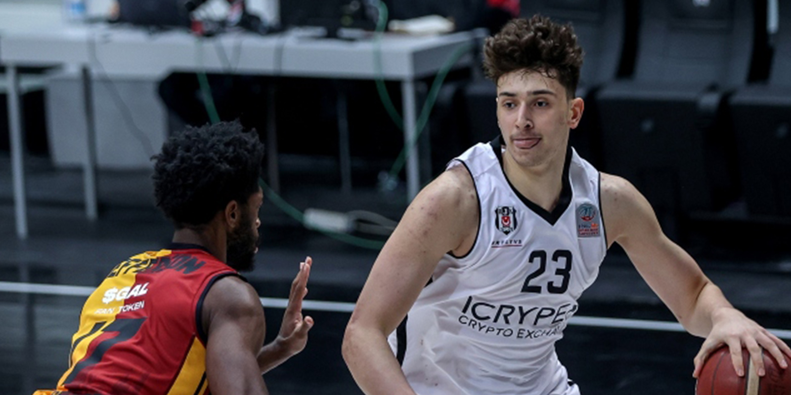 Alperen Şengün kimdir? Nereli ver kaç yaşında | Hangi takımlarda oynadı? | Alperen Şengün 2021 NBA draftında mı yer alacak?