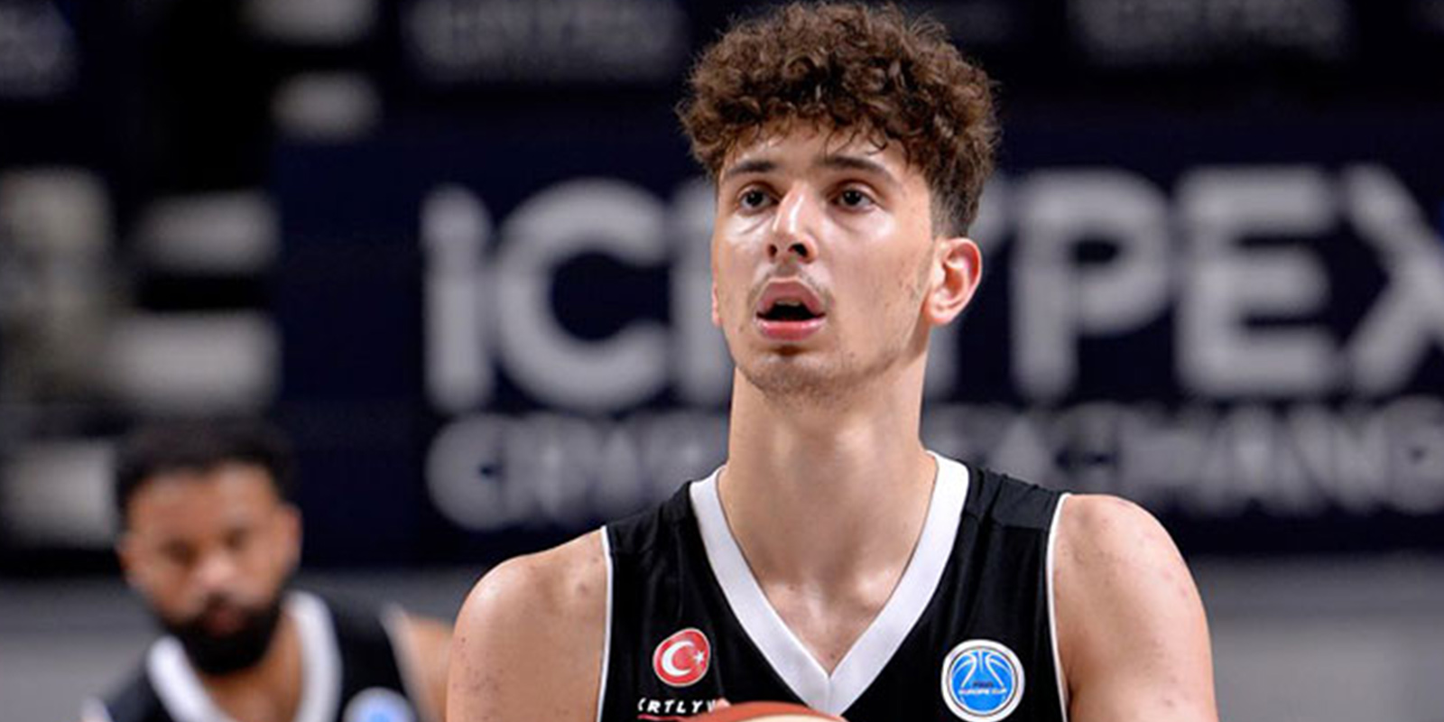 Alperen Şengün kimdir? Nereli ver kaç yaşında | Hangi takımlarda oynadı? | Alperen Şengün 2021 NBA draftında mı yer alacak?