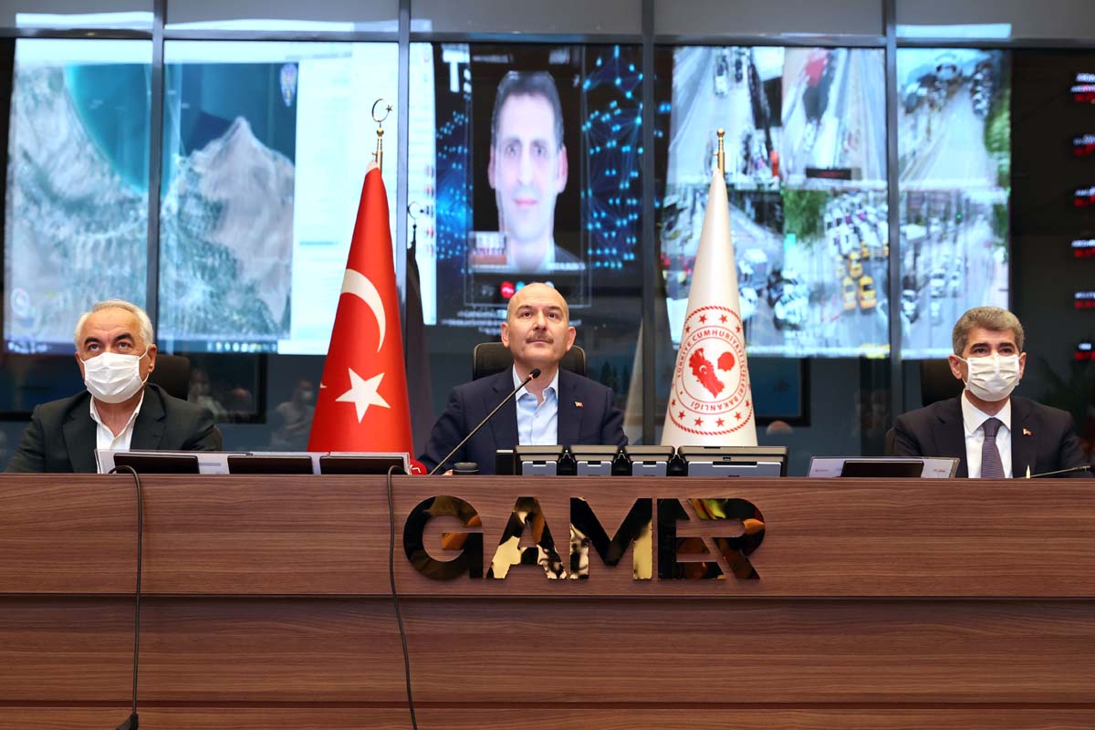 SON DAKİKA! Bakan Soylu'dan şampiyonluk kutlaması açıklaması!