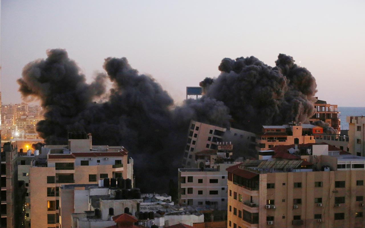 İsrail Savunma Bakanı Gantz'dan skandal açıklama: Gazze'ye yönelik saldırıları sürdüreceğiz!