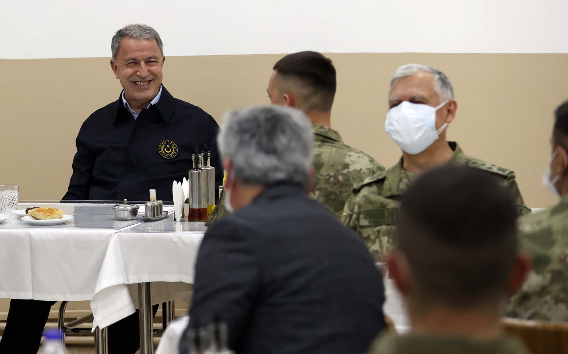 Bakan Akar açıkladı: 1 Ocak'tan bu yana 1056 terörist etkisiz hale getirildi 