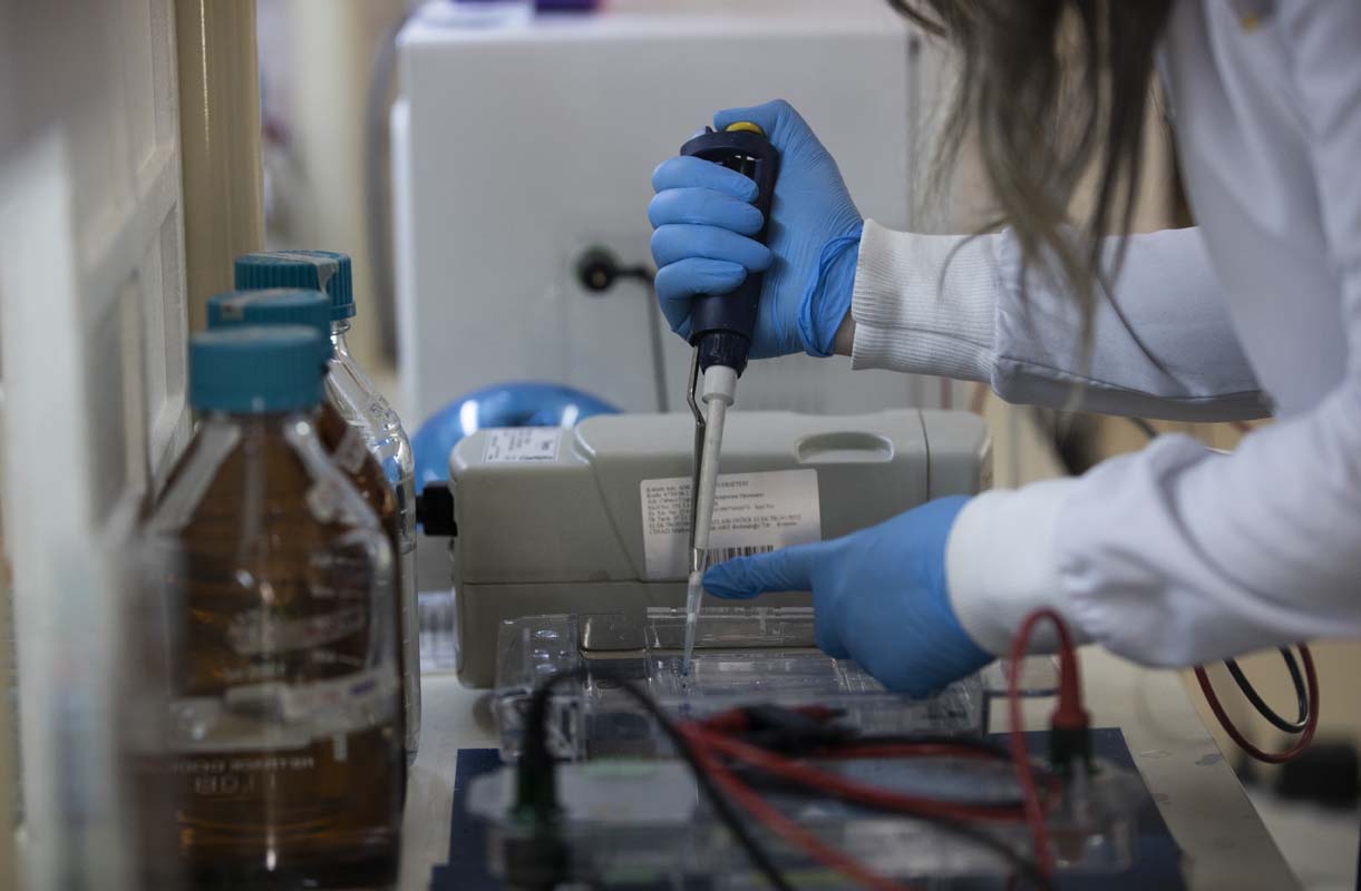 Sanayi ve Teknoloji Bakanı Varank'tan yerli aşı tesisine bayram ziyareti!