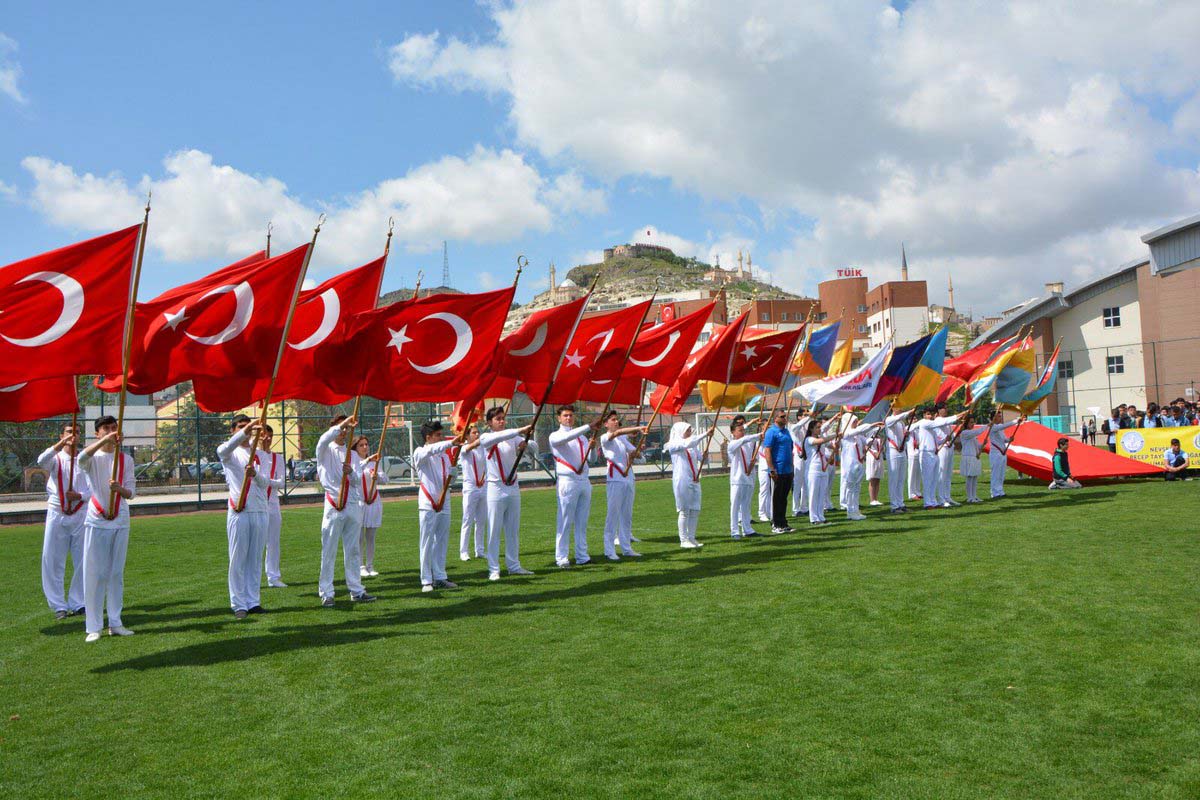 19 Mayıs ile ilgili şiirler 2022 | En güzel 19 Mayıs Gençlik Bayramı şiirleri 2022