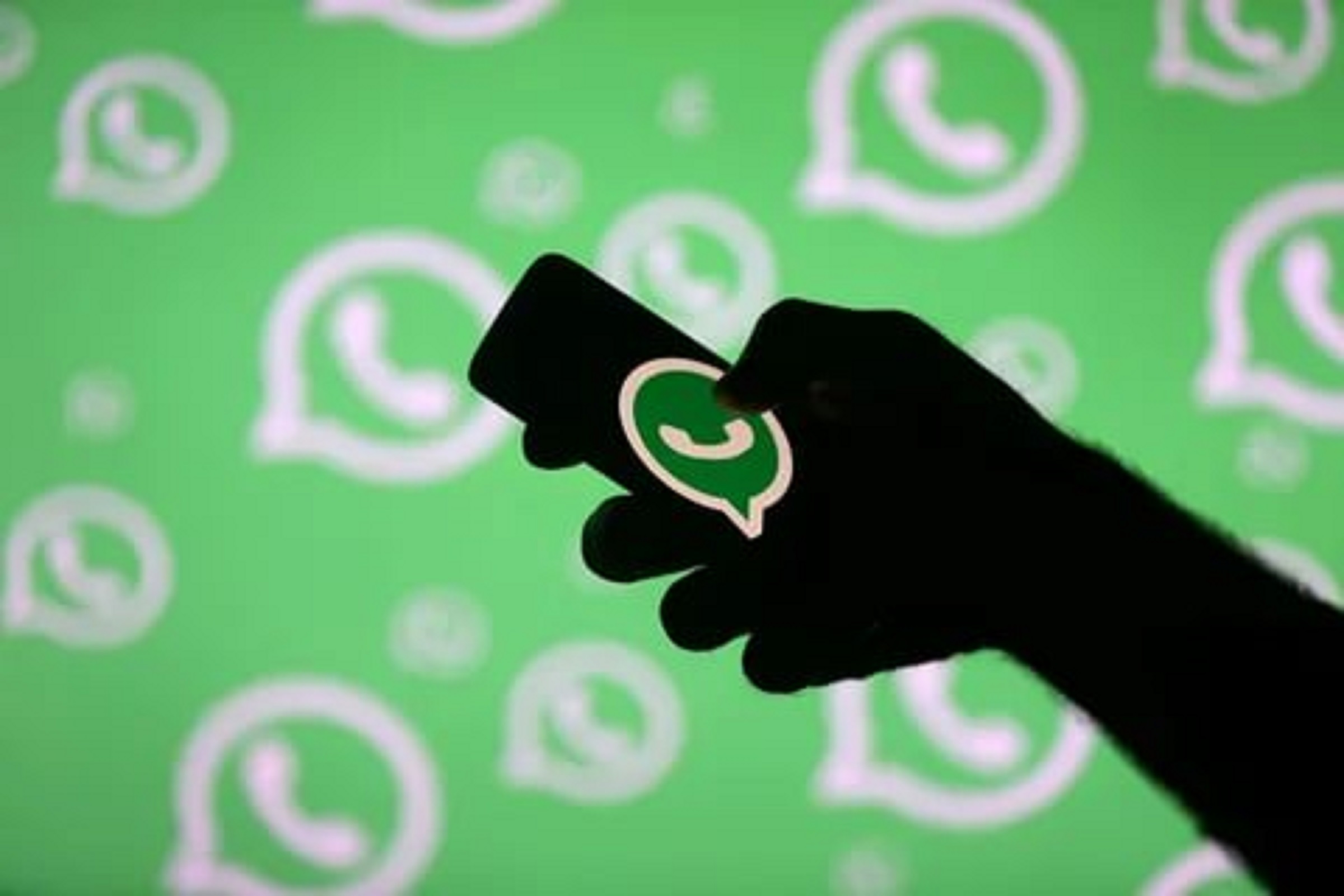 Şok WhatsApp iddiası! Grup ayarları varsayılan herkes olarak değiştirildi