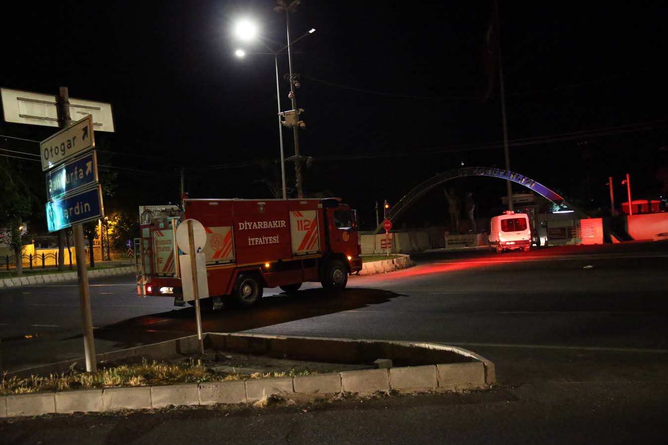 Son dakika | Bakan Soylu açıkladı: Diyarbakır'da askeri tesise maket uçaklarla saldırı girişimi!