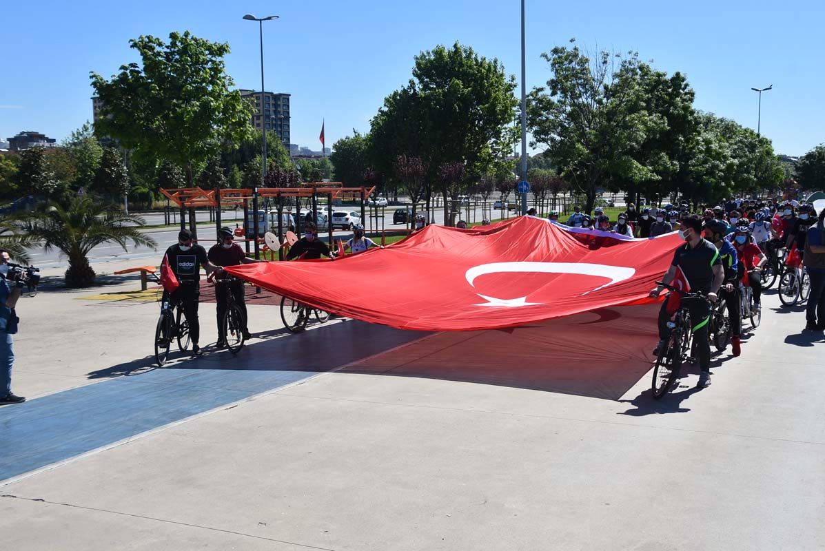 Pendik'te 19 Mayıs'a özel bisiklet turu büyük ses getirdi!