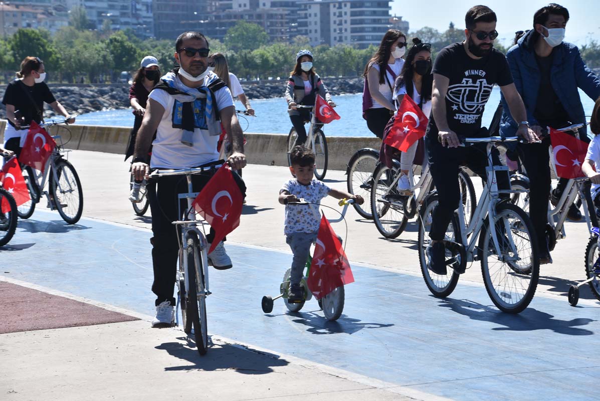 Pendik'te 19 Mayıs'a özel bisiklet turu büyük ses getirdi!
