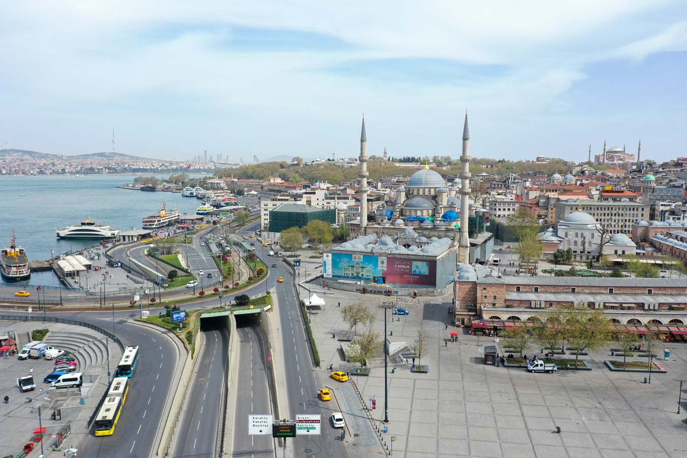 Bakan Koca güzel haberi verdi: Aşı sorunu çözüldü, yasaklar azaltılacak 