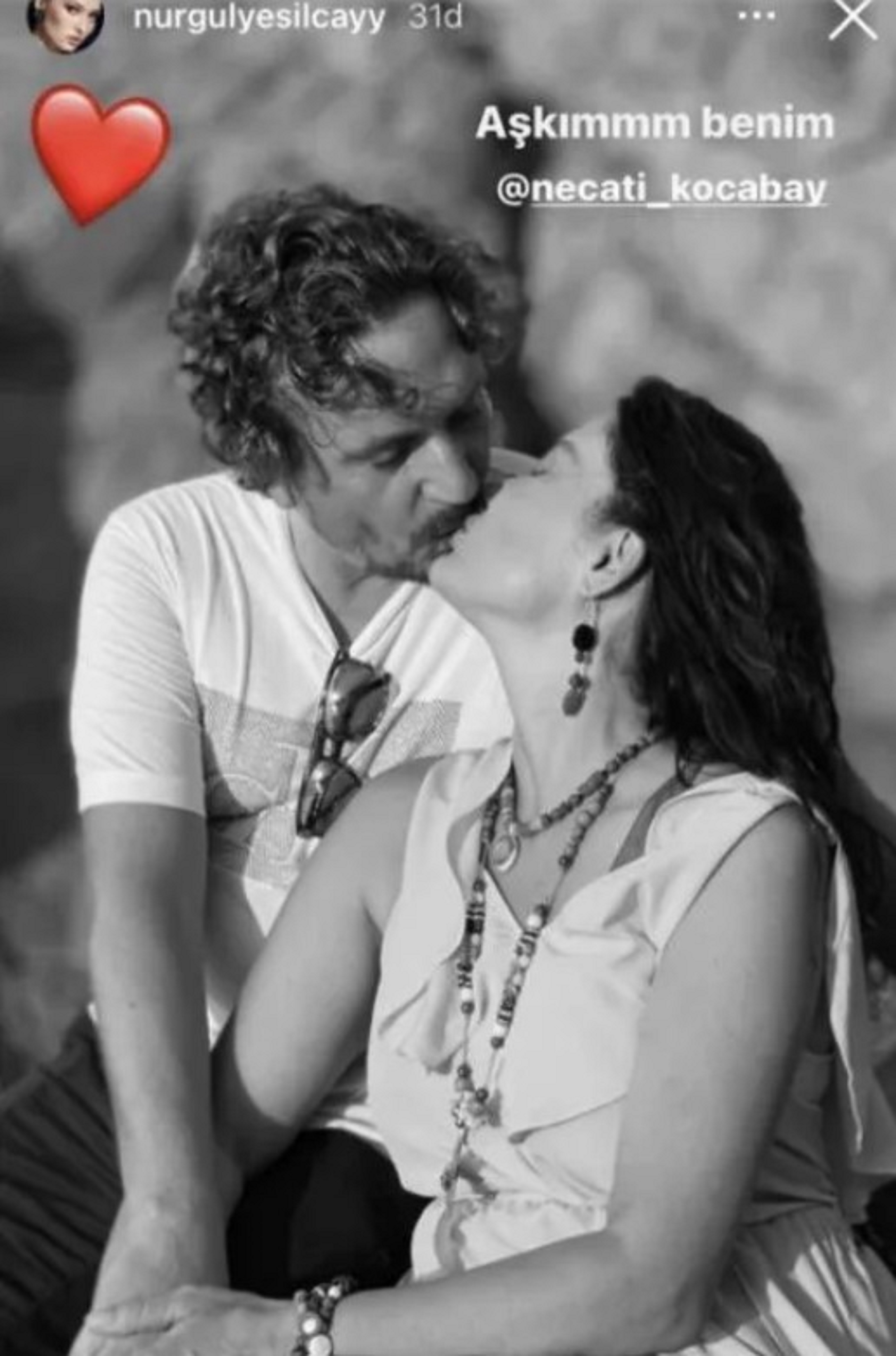 Nurgül Yeşilçaydan aşk kokan paylaşım! Sevgilisiyle dudak dudağa poz verdi