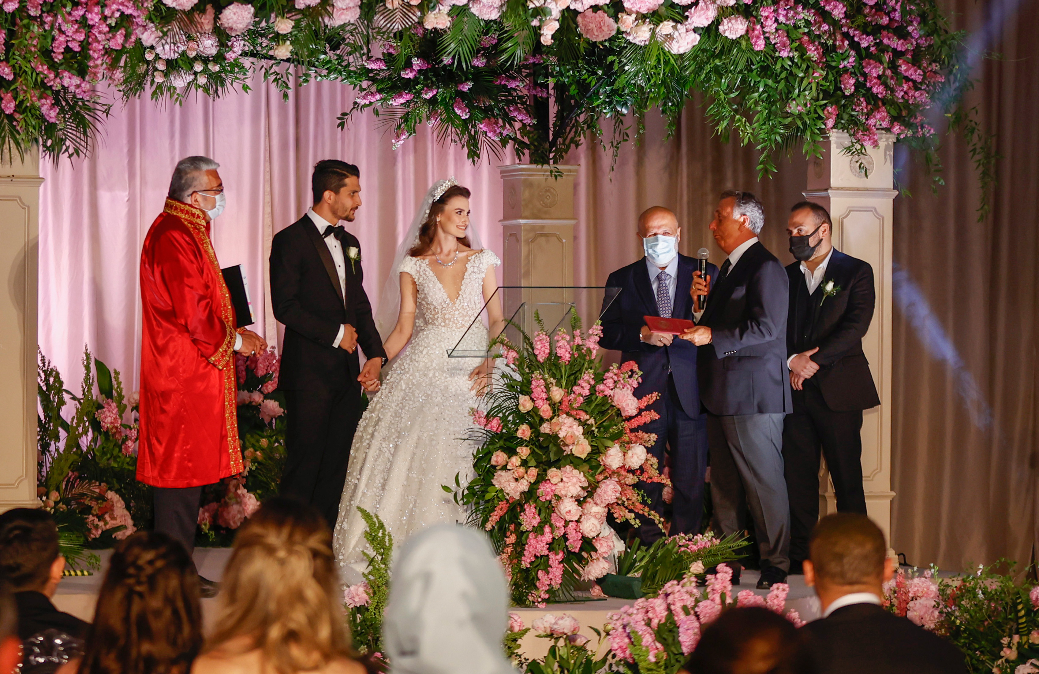 Necip Uysal'ın eşi kim? Nur Beşkardeşler kimdir? Kaç yaşında? Nereli?