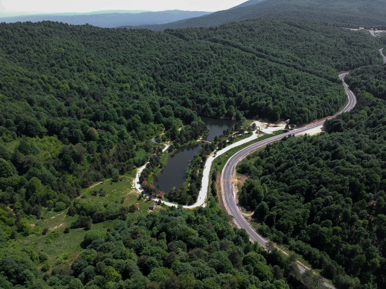 Büyüleyen güzellik! Domaniç Dağlarından yürekleri ısıtan ilkbahar manzaraları