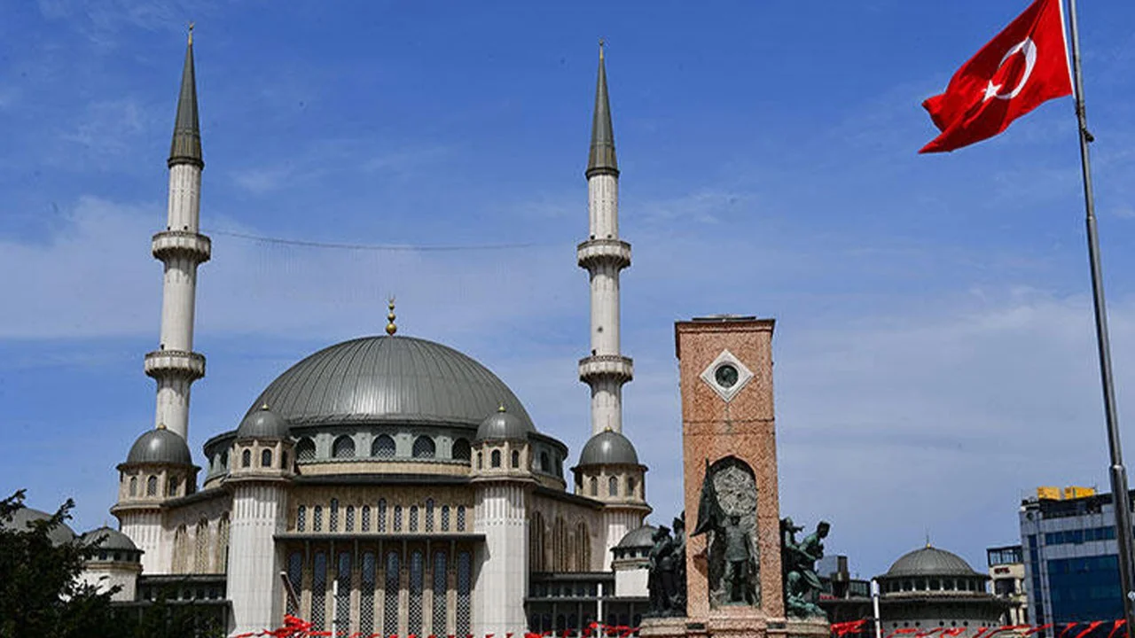 Büyük gün geldi: Taksim Camii, Cumhurbaşkanı Recep Tayyip Erdoğan'ın katılımıyla açılıyor!