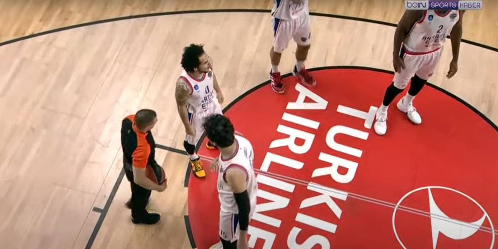 Anadolu Efes EuroLeague'de şampiyonluğa ulaştı!