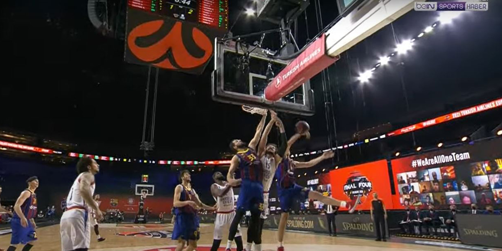 Anadolu Efes EuroLeague'de şampiyonluğa ulaştı!