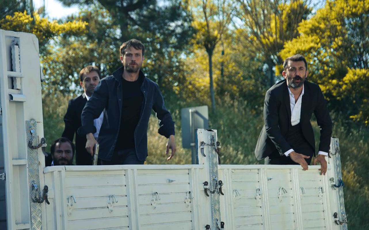 Çukur Akın Koçovalı ölecek mi, öldü mü? Burak Dakak Çukur'a veda mı edecek, Çukur'dan ayrılıyor mu?