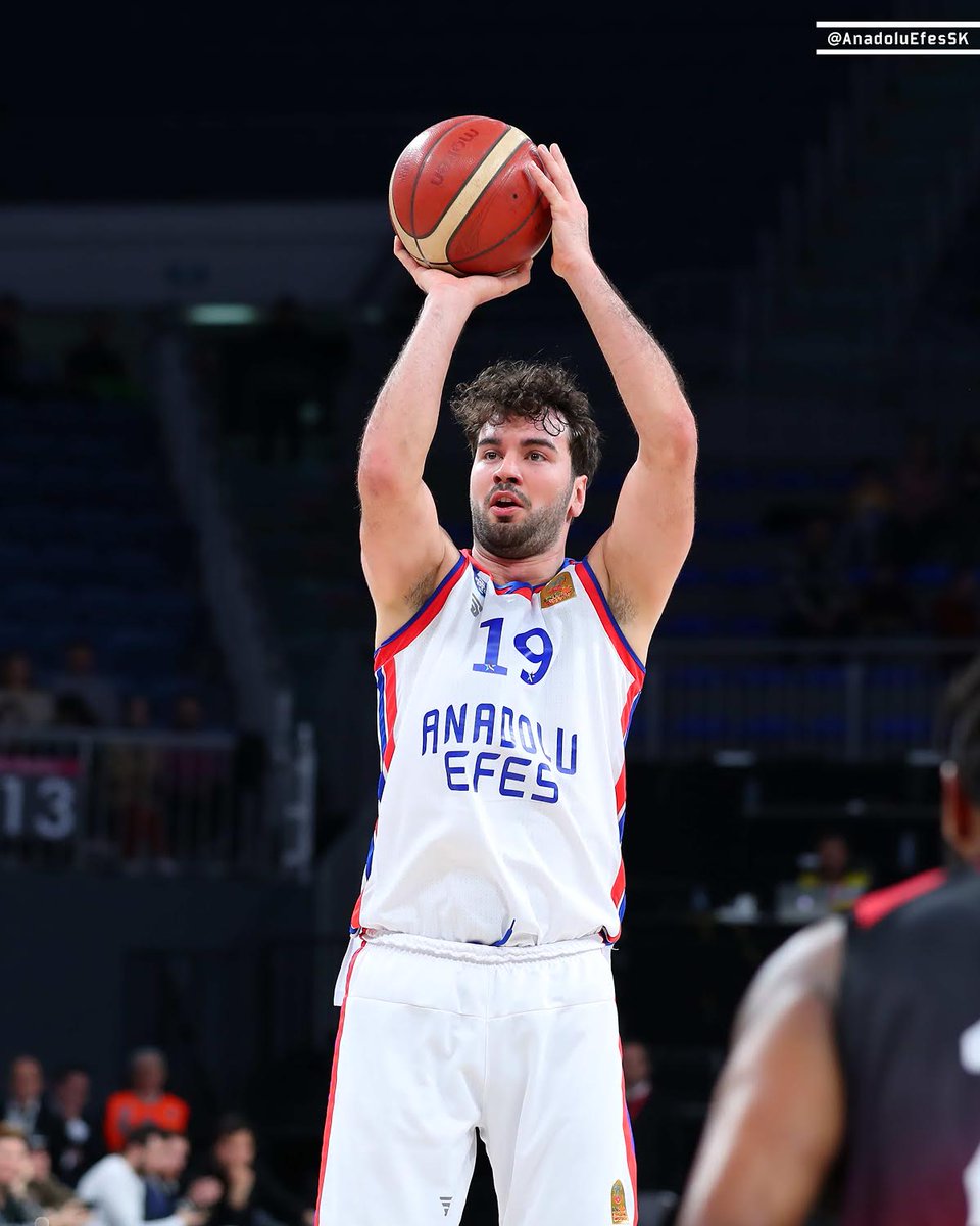 Eda Ece'nin sevgilisi kim? Buğrahan Tuncer kimdir, nereli, kaç yaşında?