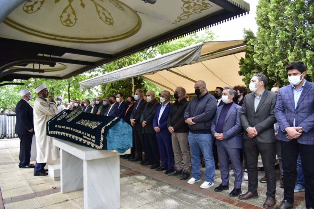 AK Parti İstanbul Milletvekili Erol Kaya acı günü!