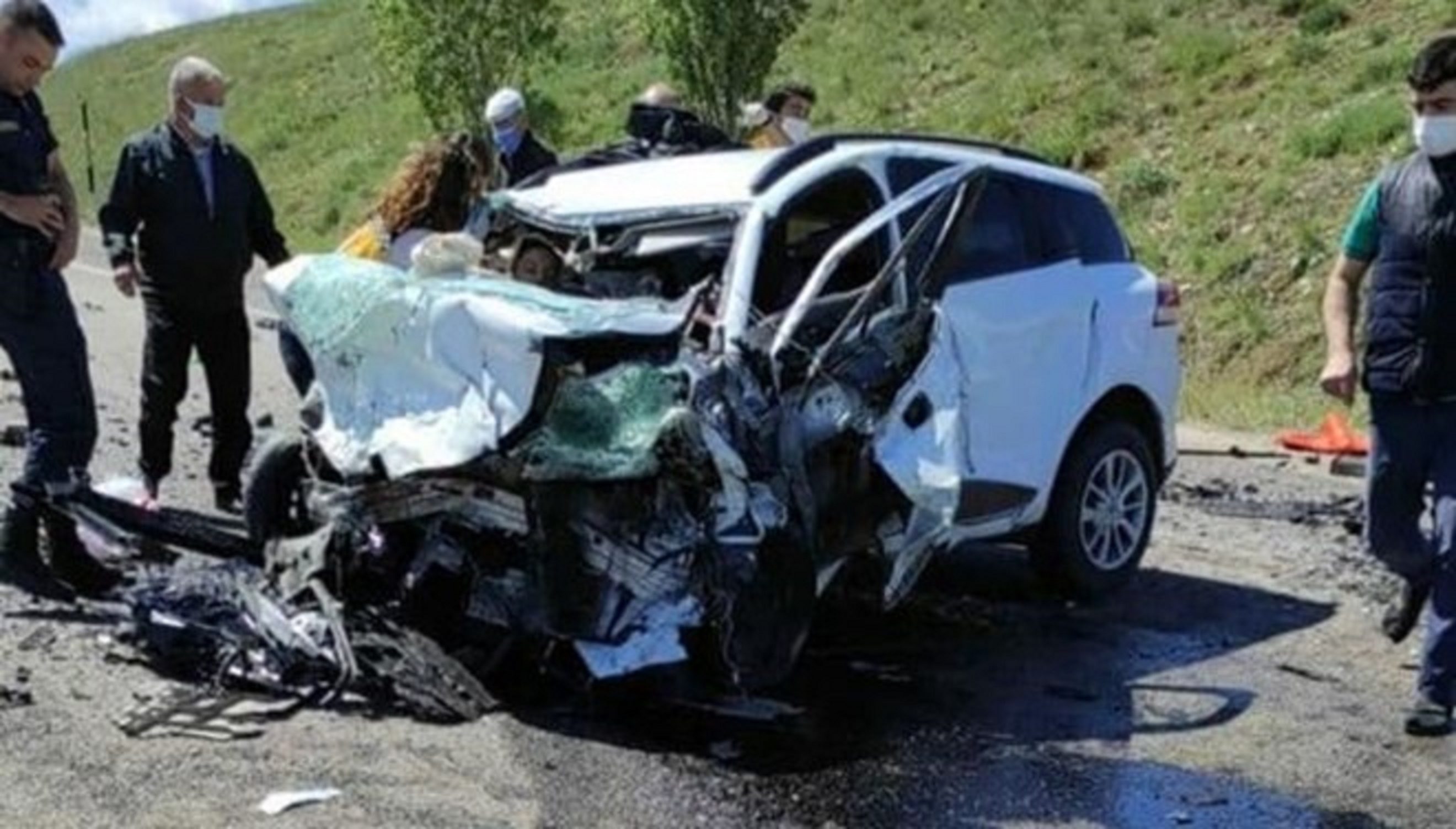 Sivas Gölovada katliam gibi kaza: 9 kişi hayatını kaybetti