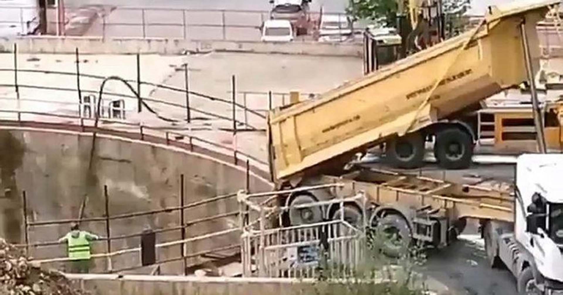 İmamoğlu'nun şovu sonrası flaş hamle! İBB çalışmaları süren metro hattını kapatıyor! 