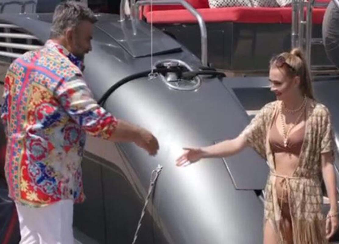 Bülent Serttaş’ın yeni klibine tepki! Oysa İbo Show’da Oryantal Didem’den gözlerini kaçırmıştı