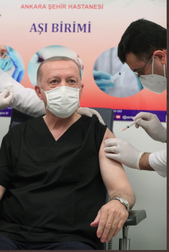 Cumhurbaşkanı Erdoğan'dan BioNTech açıklaması: Ben oldum, antikor da oluştu, tavsiye ederim!