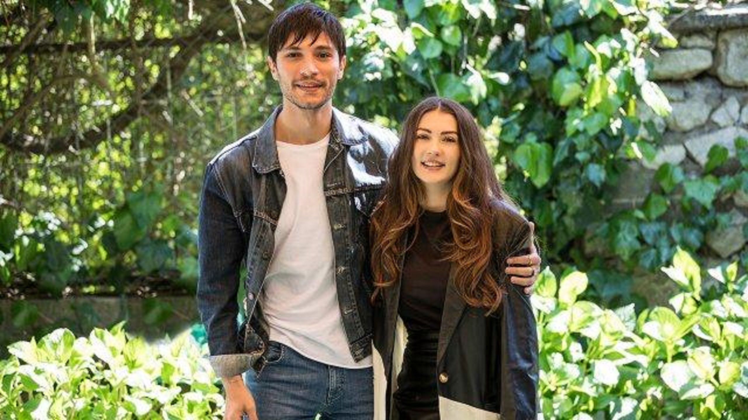 Burcu Özberk, Aşk Mantık İntikam dizi ile ekranlara dönecek ama... Aşk hayatı her şeyin önüne geçti