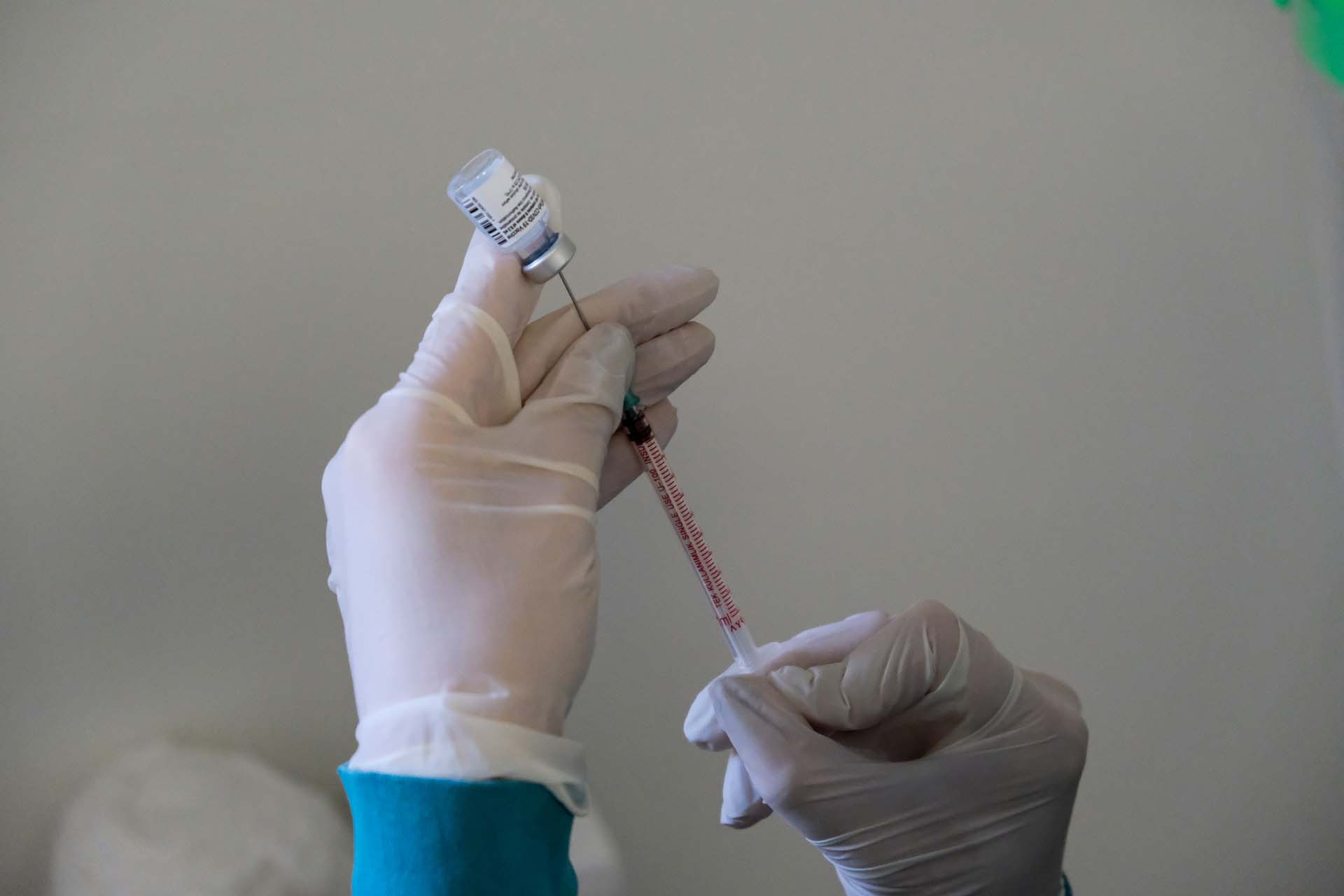 Taksi ve dolmuş şoförleri ne zaman koronavirüs aşısı olacak? Aşılama başladı mı?