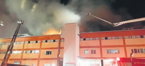 CHP’li Büyükçekmece Belediyesi'nde sahte evrak skandalı: Yangında 4 işçi ömüştü... İhmali örtmek için imza taklidi!