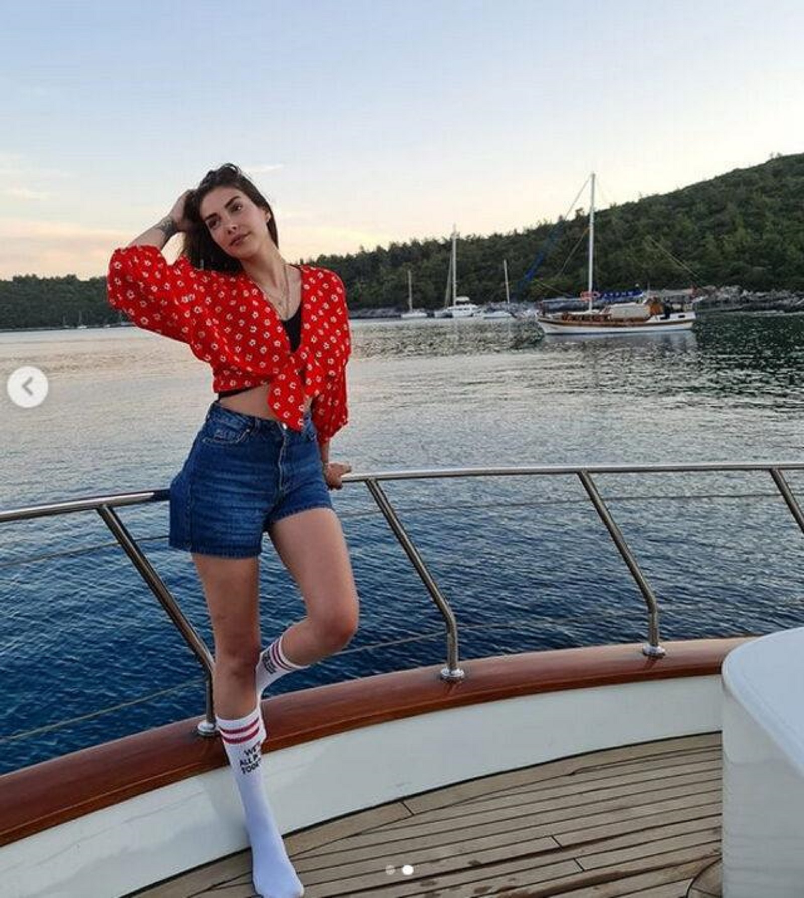 Teşkilatın Zehrası Deniz Baysal Yurtçuyu birde böyle görün! Bakın nasıl pozlar paylaştı!