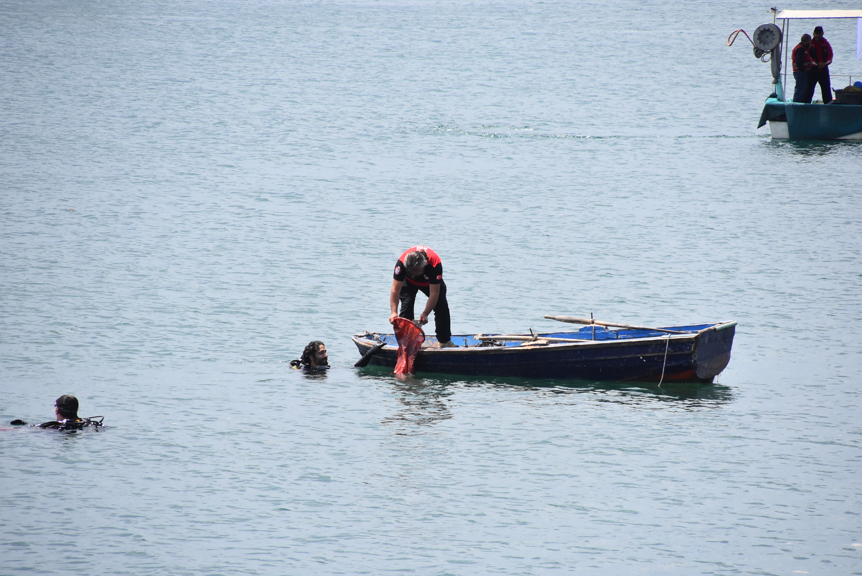 Marmara mücadelesine Pendik Belediyesinden büyük destek! Deniz dibindeki atıklar temizlendi