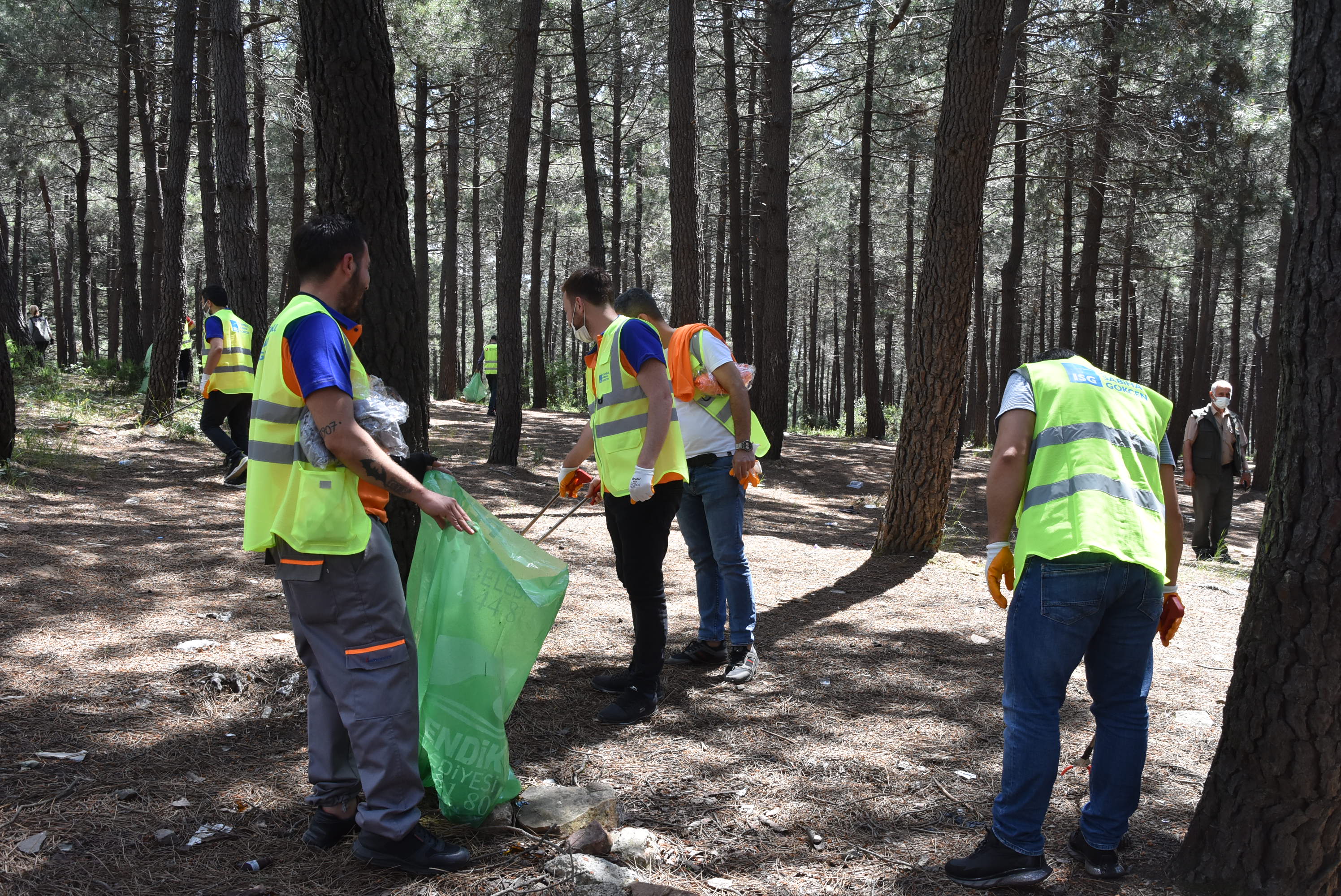 Çevre bilinci için harekete geçildi! Pendikin incisi Aydos Ormanında büyük temizlik