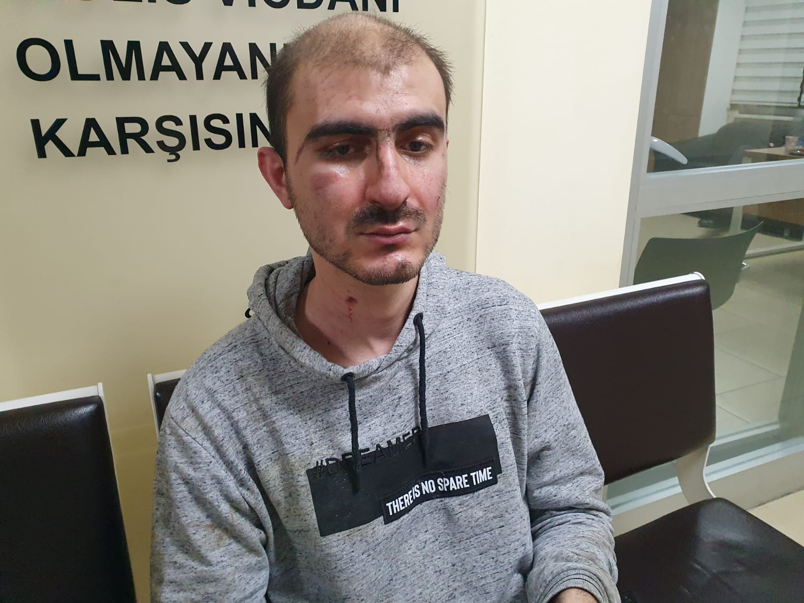 Pendik'te vicdanları yaralayan olay: Engelli genci tacizci sanıp öldüresiye dövdüler! Gerçek bambaşka çıktı