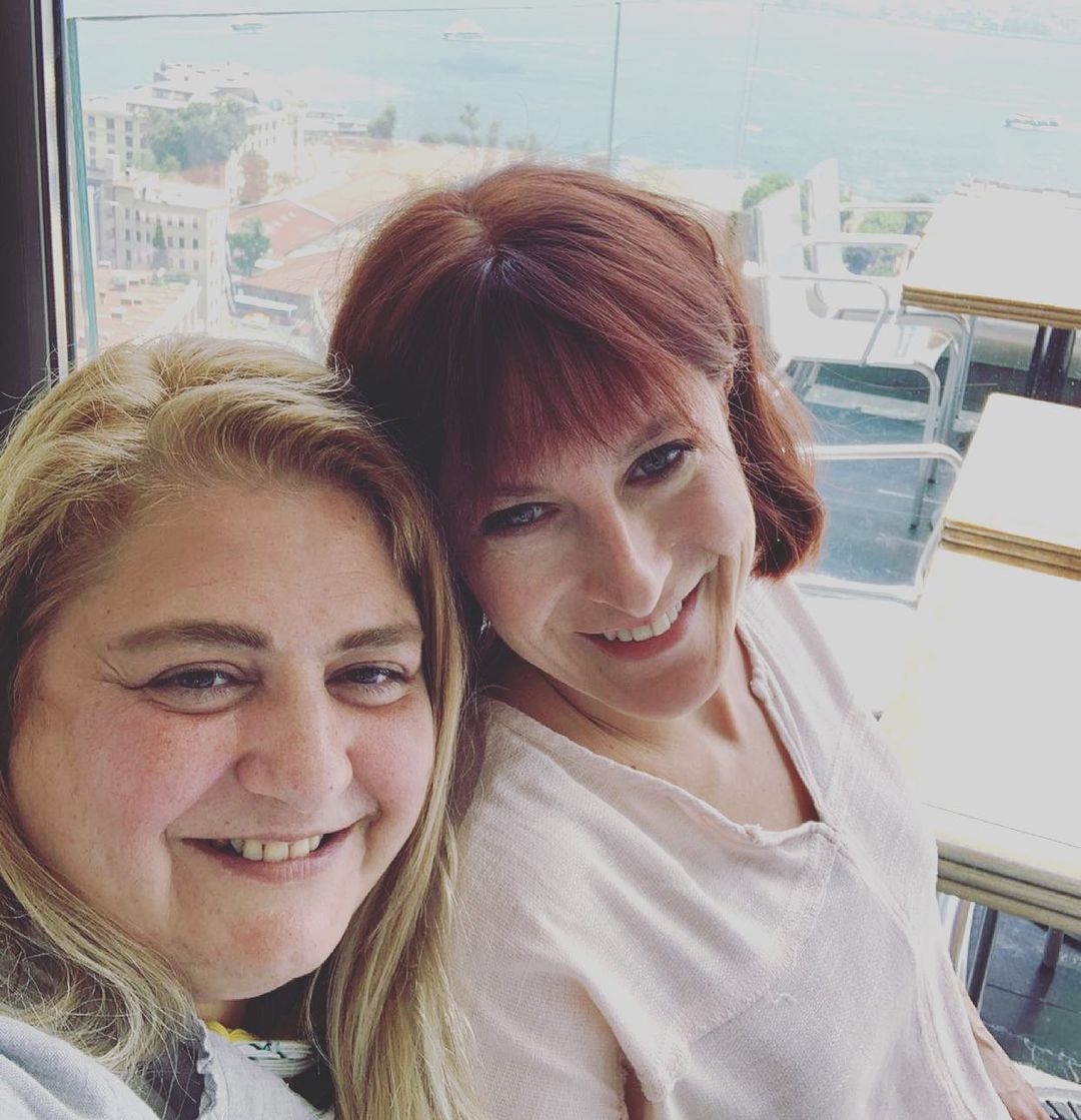 Kansere yakalanmıştı! Canan Ergüder'den yeni paylaşım geldi! İmajındaki değişlik ile dikkat çekti!