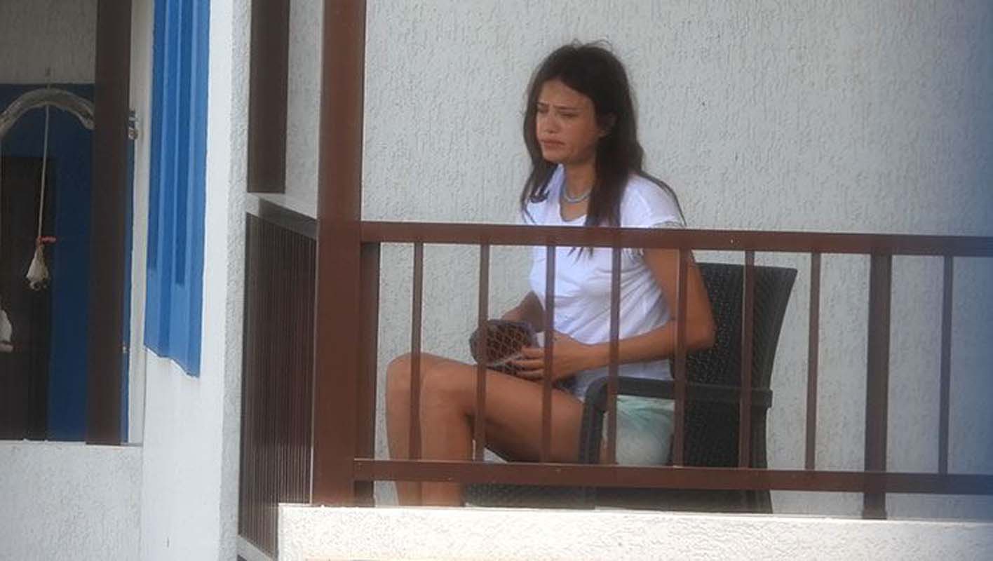 Nehir Erdoğan ile Renan Kaleli 2 yıldır ilk kez birlikte görüntülendi! Balkonda hüngür hüngür ağladı!