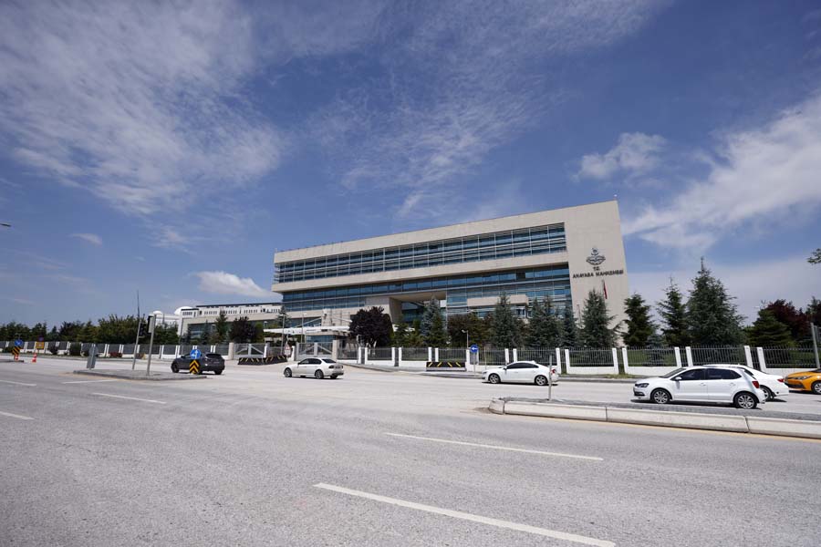 SON DAKİKA! HDP'nin kapatılması davasında flaş gelişme: Anayasa Mahkemesi iddianameyi kabul etti!