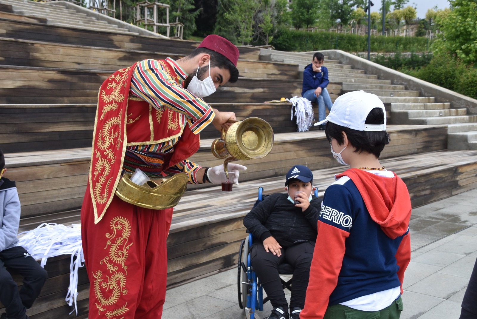 Babalar Günü Pendikte şenlikle kutlandı