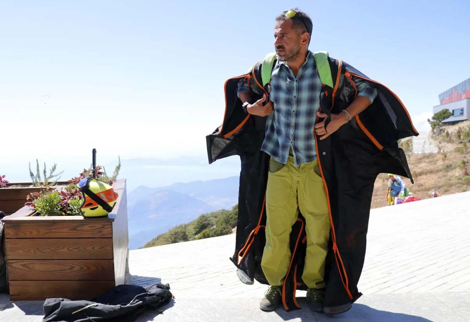 İş çıkışı evine uçarak gidiyor! Türkiye'de bunu bir tek o yapıyor