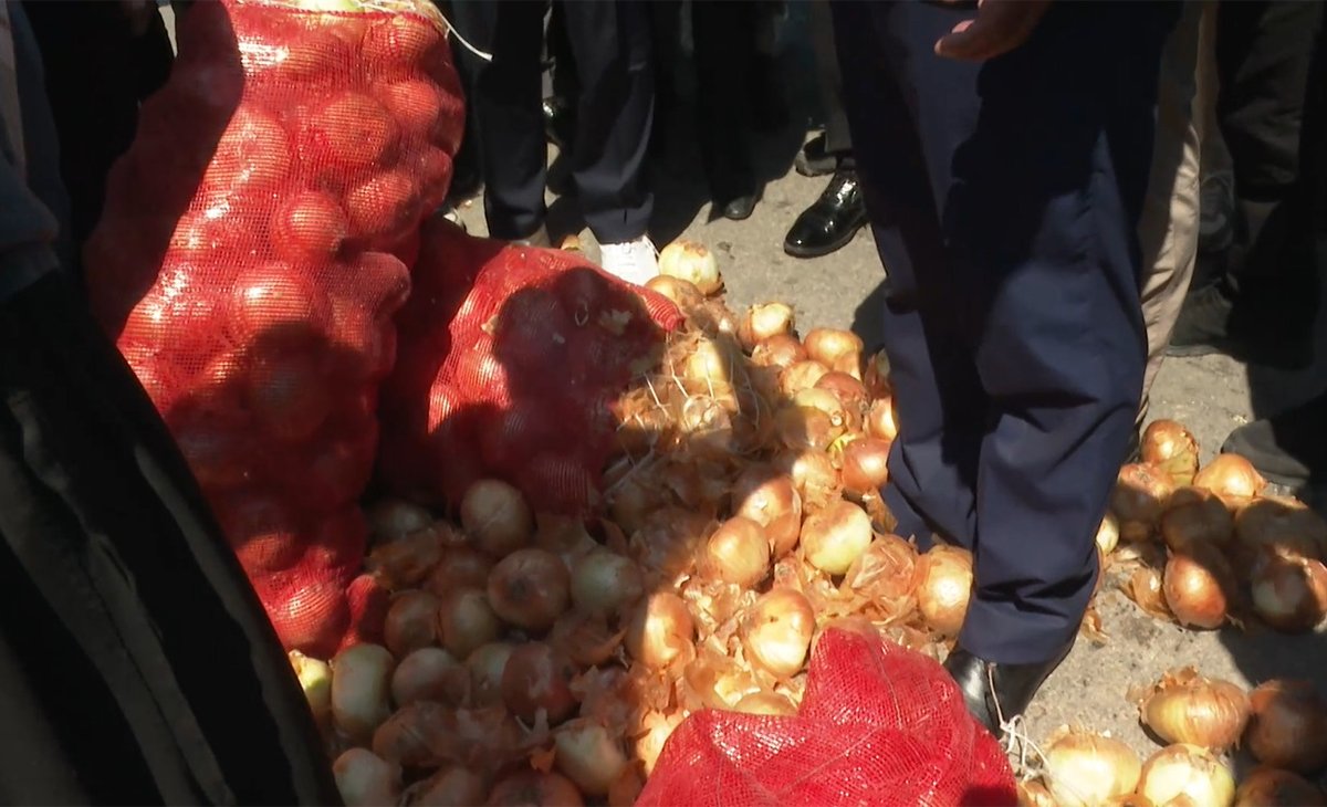 İYİ Parti mitinginde soğanları yere saçmıştı! Mehmet Bülbül'ün 3 tane evi varmış! Provokasyonun böylesi görülmedi!