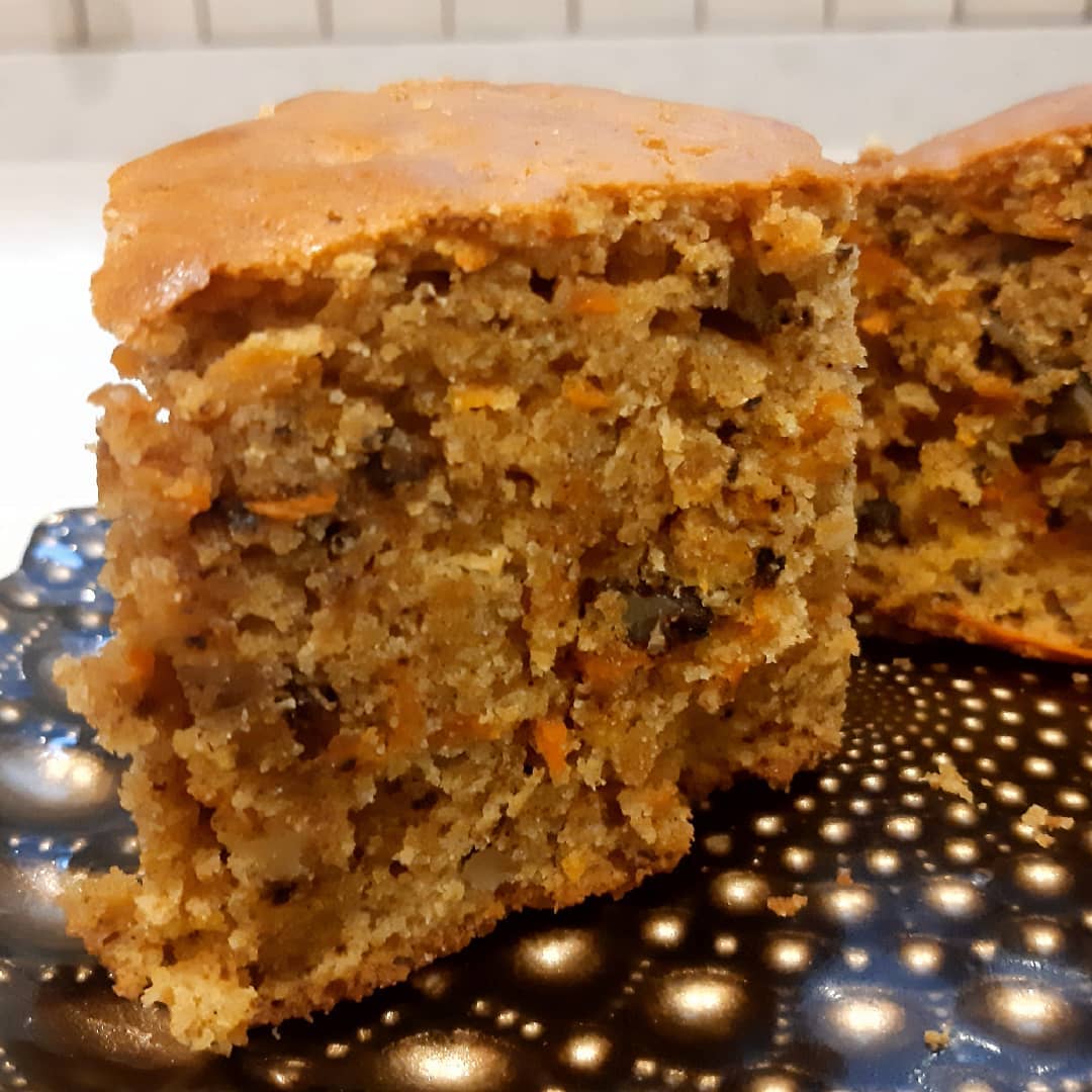 Kokusu Dokusuyla sizi mest edecek havuçlu kek tarifi! parmaklarınızı yiyeceksiniz!