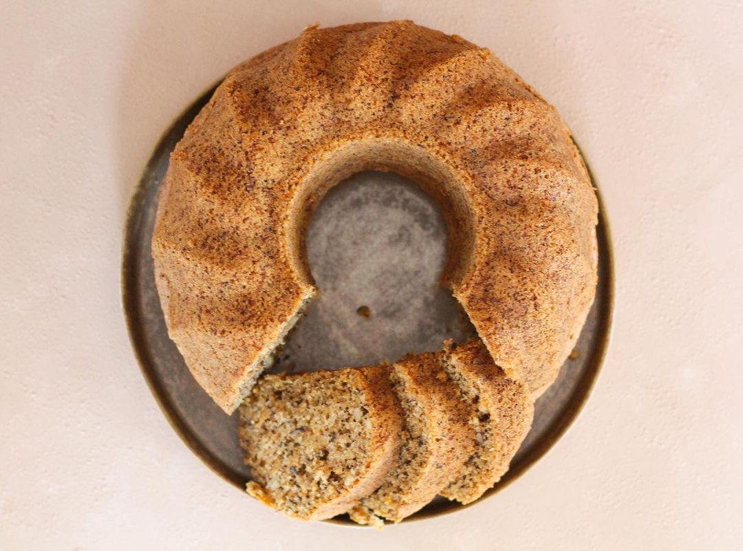 Kokusu Dokusuyla sizi mest edecek havuçlu kek tarifi! parmaklarınızı yiyeceksiniz!