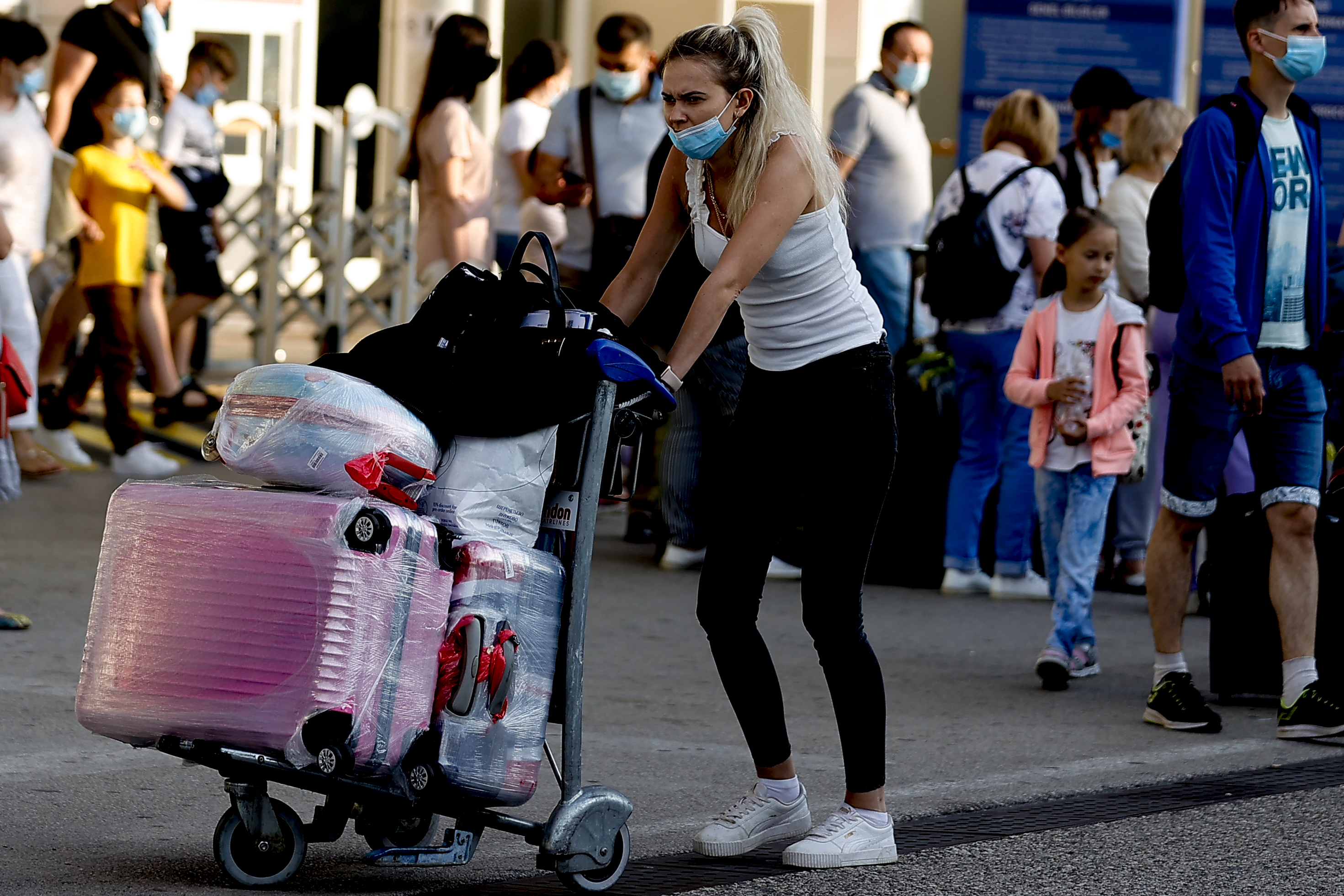 Yasak kalktı, Ruslar soluğu Türkiyede aldı! Turizmde beklenen an! Rusyadan ilk turist kafilesi 