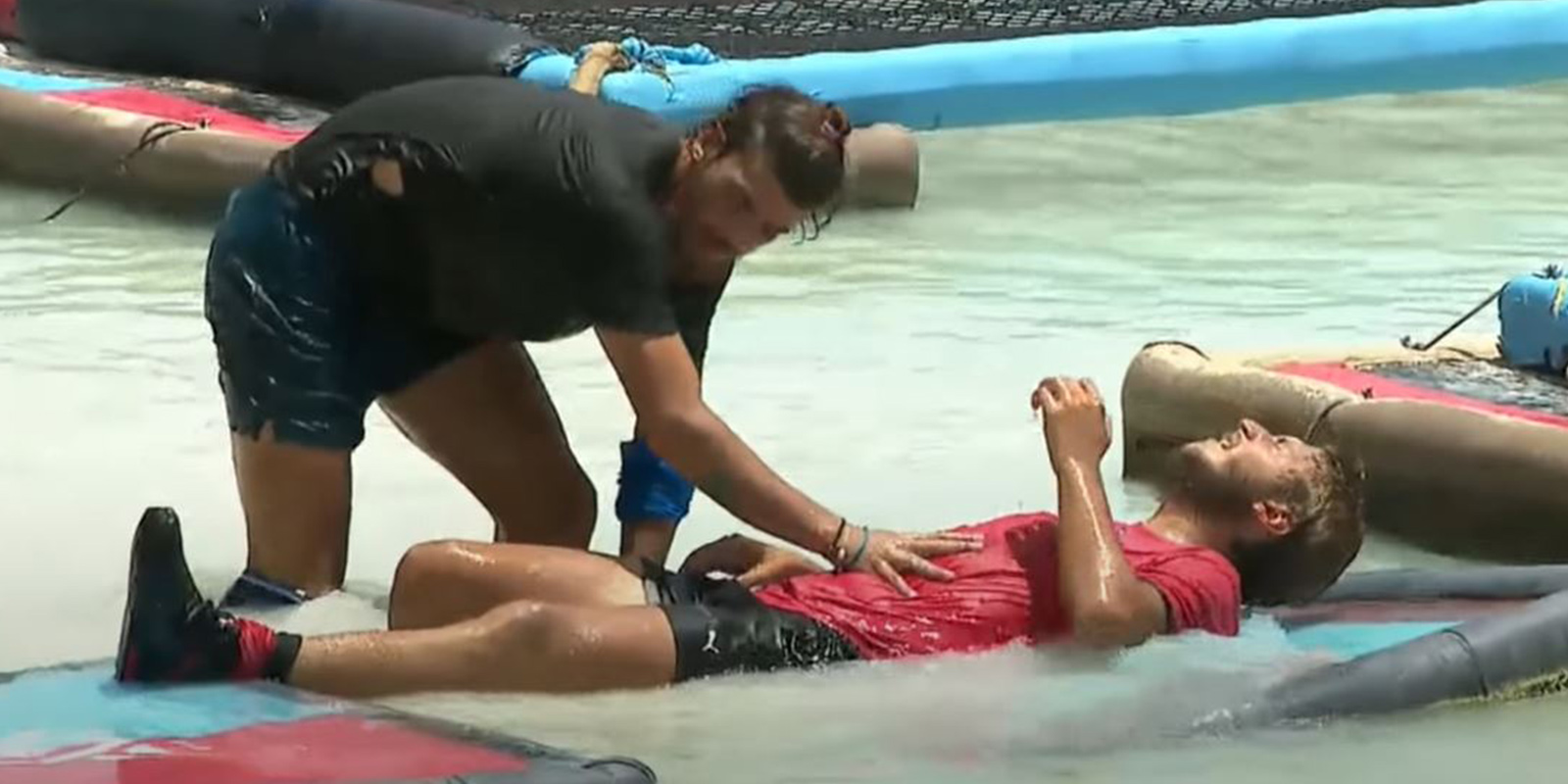 Survivor Berkay sakatlandı mı? | Berkay Yuvakuran sağlık durumu nasıl? | Survivor Berkay diskalifiye mi oldu?