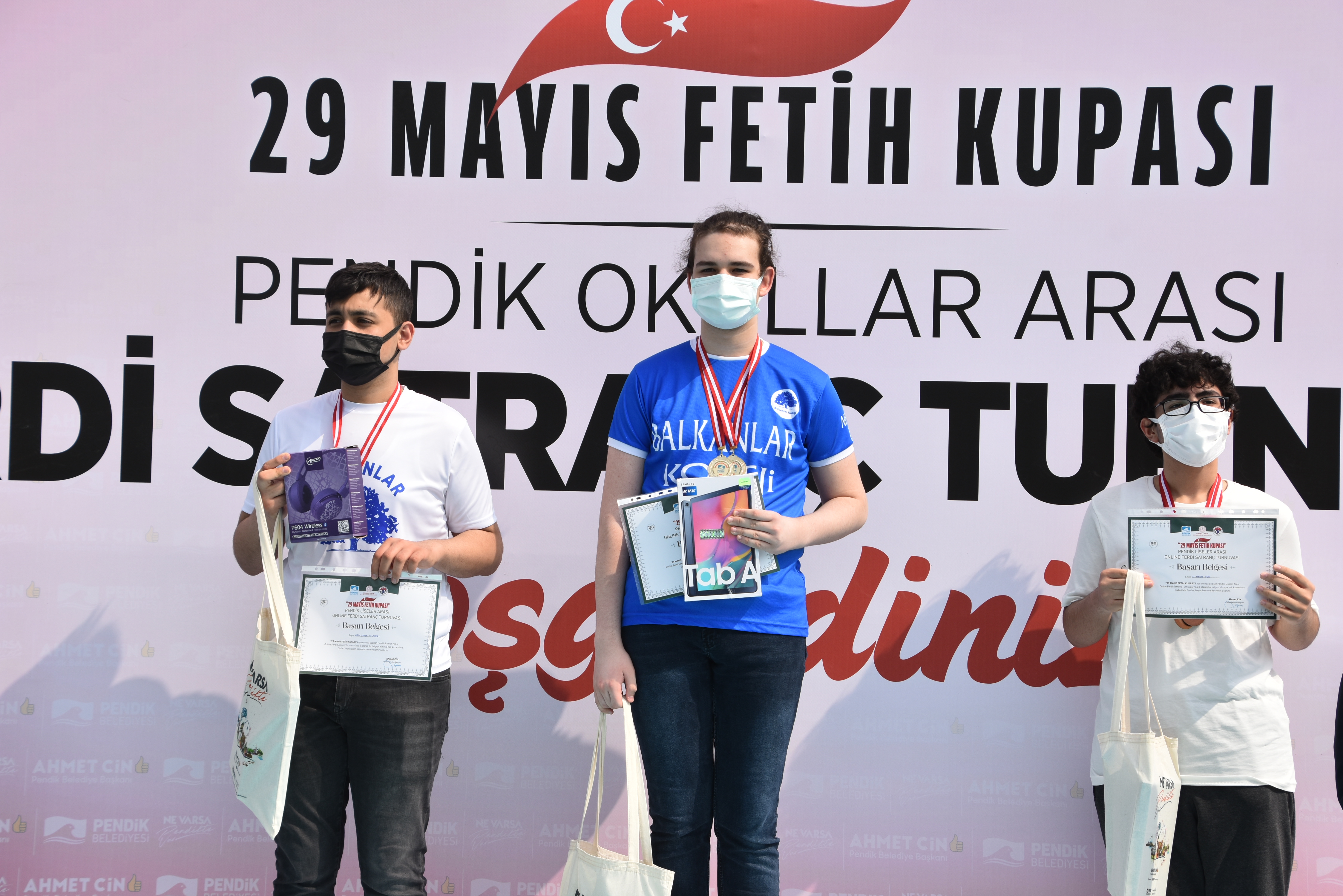 Pendikte heyecan dolu turnuva! En iyi hamleyi yapmak için yarıştılar