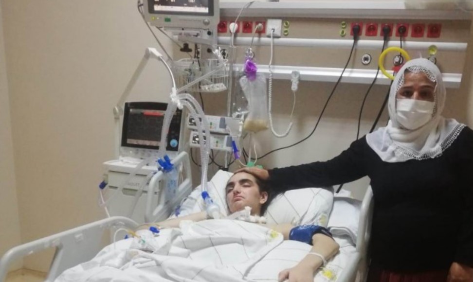 Henüz 16 yaşında şiddet kurbanı oldu! Evliliği reddettiği için ölüme mahkum edildi! Emine Karakaş yaşam savaşını kaybetti