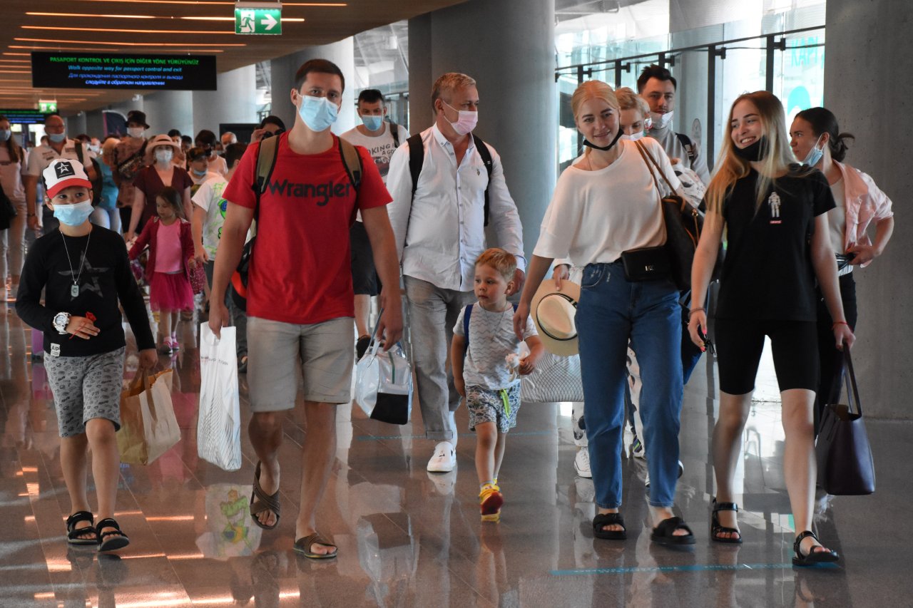 Turizmde heyecan yaratan hareketlilik! Muğla'da Rus çıkarması! Rusya'dan ilk turist kafilesi geldi